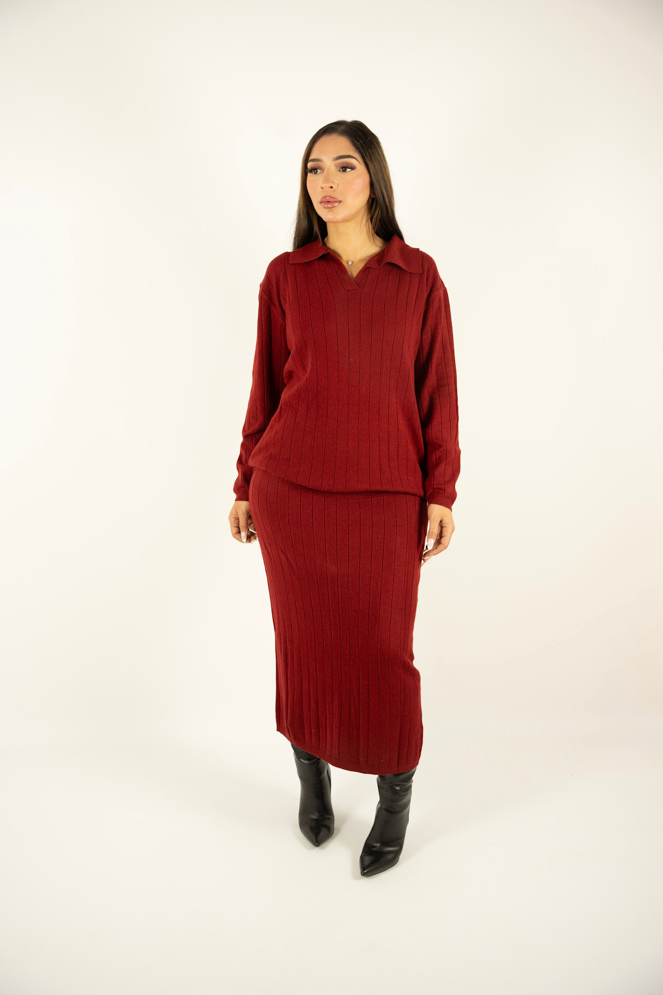 Ensemble bordeaux en maille – Pull col polo & Jupe longue